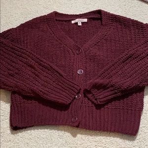 Knit Maroon buttoned up cropped sweater